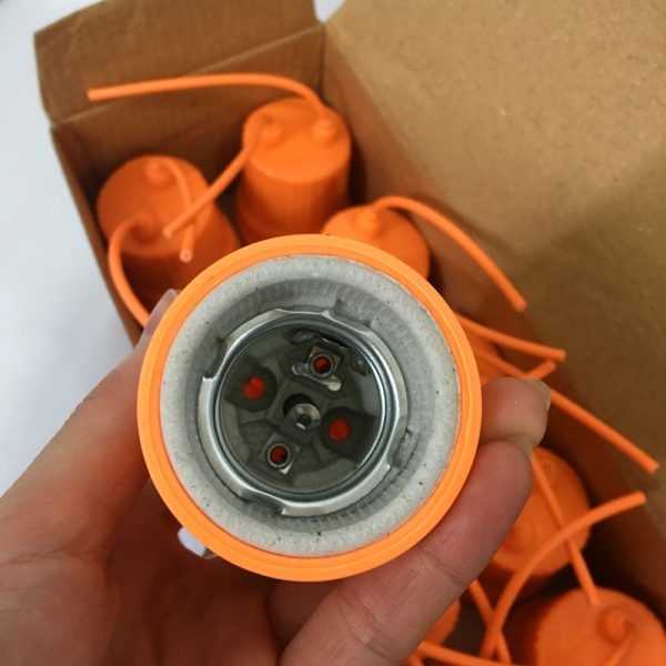 Đuôi sứ CAM - Cái - Ảnh 3